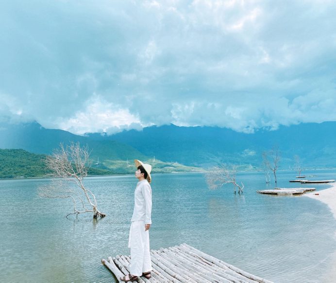 Đầm Lập An – “nàng thơ xứ Huế” làm thẩn thơ du khách