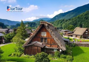 Làng Cổ Shirakawa-go: Huyền Thoại Giữa Tuyết Trắng