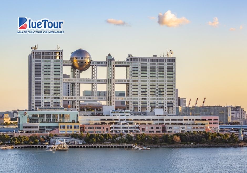 Vịnh Odaiba Tokyo: Lạc Vào Miền Ánh Sáng Lung Linh Của Thủ Đô