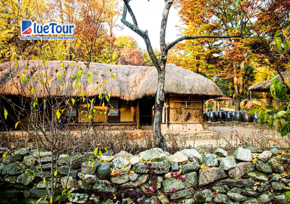 Korean Folk Village Trong Sắc Thu: Khám Phá Văn Hóa Hàn Quốc Giữa Mùa Lá Vàng