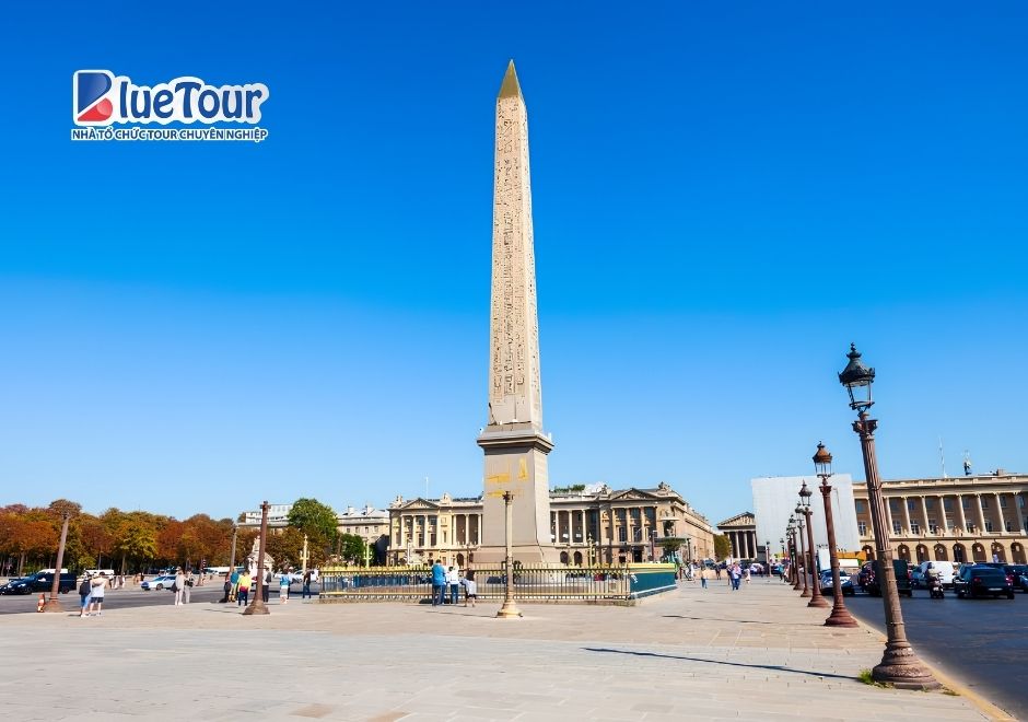 Quảng Trường Concorde Mùa Thu: Vẻ Đẹp Lịch Sử Giữa Lòng Paris