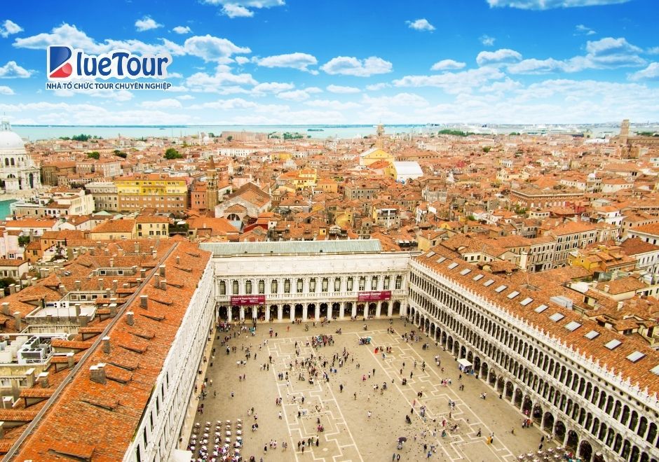 Tháp Chuông St Mark's Campanile: Ngọn Hải Đăng Di Sản Giữa Lòng Venice
